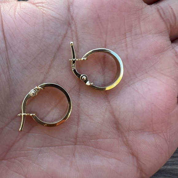 18K Real Gold Earrings - Picture 1 of 2
